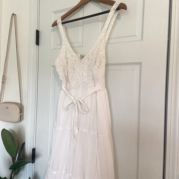 𝑽𝒂𝒔𝒏𝒂 𝑭𝒍𝒐𝒘𝒚 𝑾𝒉𝒊𝒕𝒆 𝑺𝒖𝒎𝒎𝒆𝒓 𝑫𝒓𝒆𝒔𝒔 - Picture 8 of 10